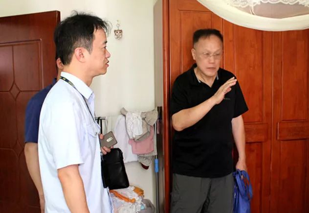 1129197480.jpg 1129197480.jpg